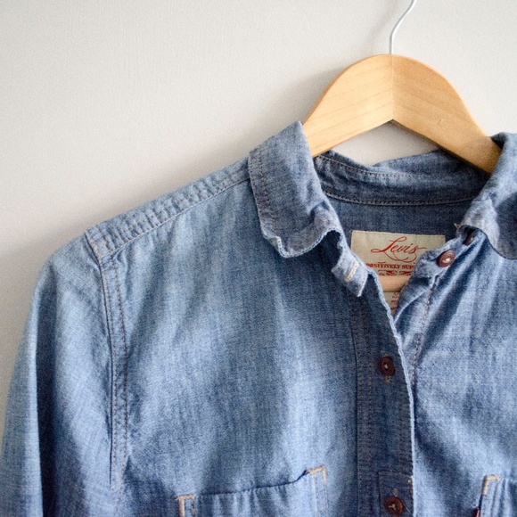 Levi's Button-Up Shirt S - Picture 2 of 3